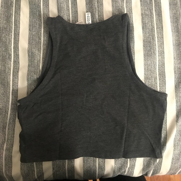 Gray cropped top - Picture 2 of 2